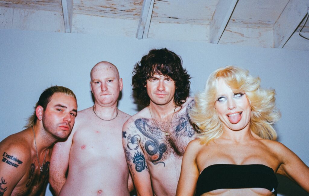 Amyl and the Sniffers - Jerkin